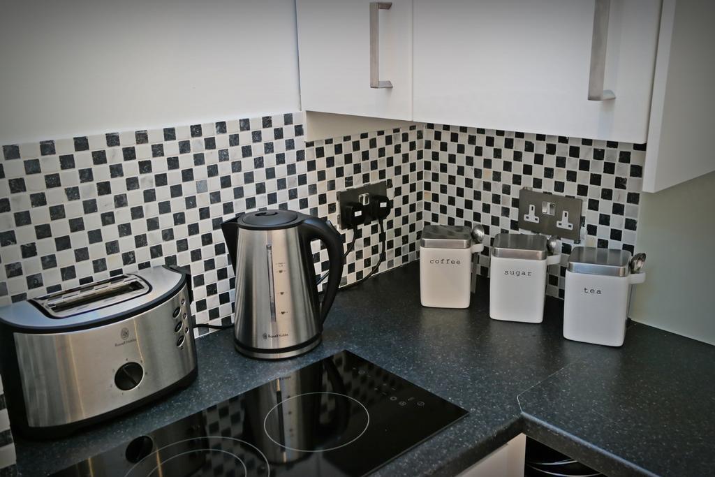 London Malvern Road Rooms To Let Room photo