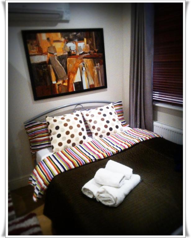 London Malvern Road Rooms To Let Room photo