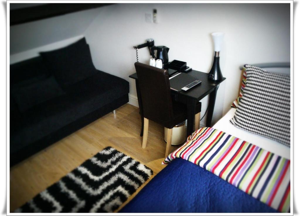 London Malvern Road Rooms To Let Room photo